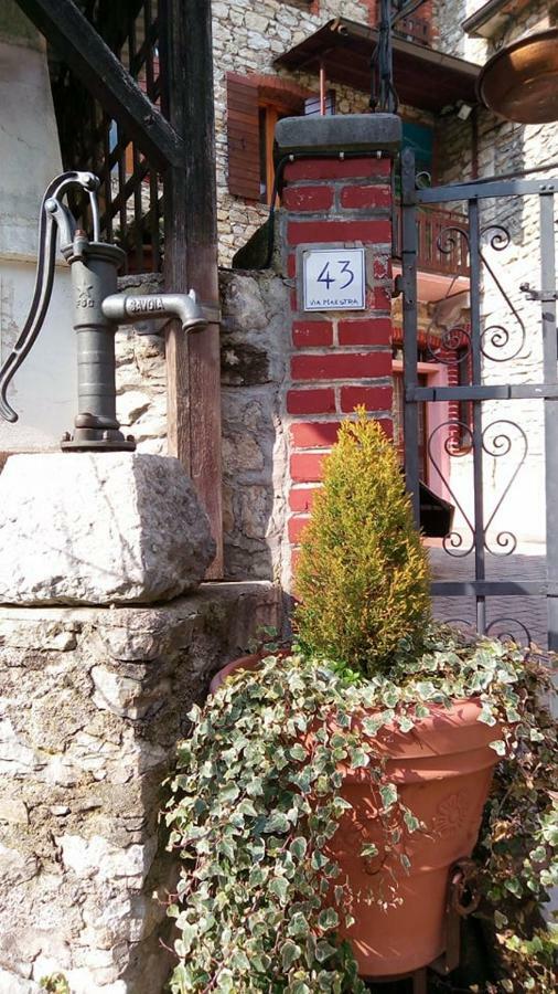 레비네라고 Il Borgo Dei Laghi 빌라 외부 사진